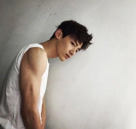 娱乐圈理性吃瓜白敬亭,娱乐圈理性吃瓜者的智慧与魅力